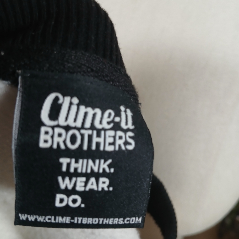 Clime-It Brothers Crop Sweatshirt with Dog Outline/ XS - Picture 7 of 7